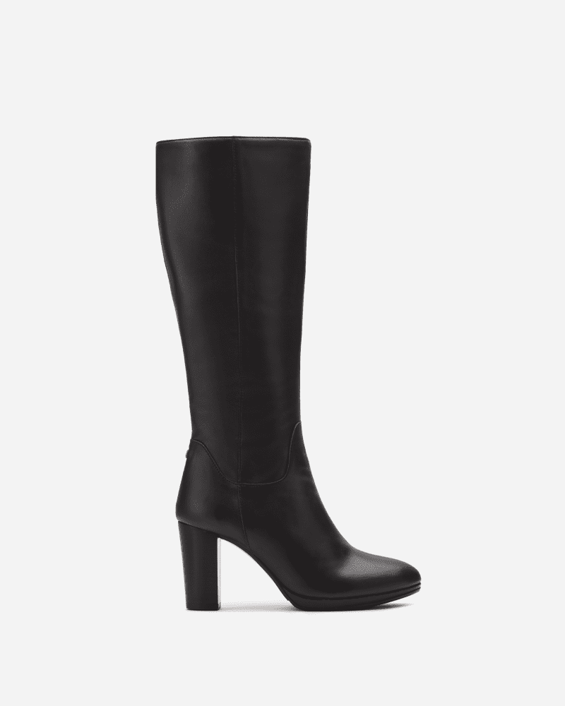 AW23 ECOMM 0132 BELMORE BLACK 1